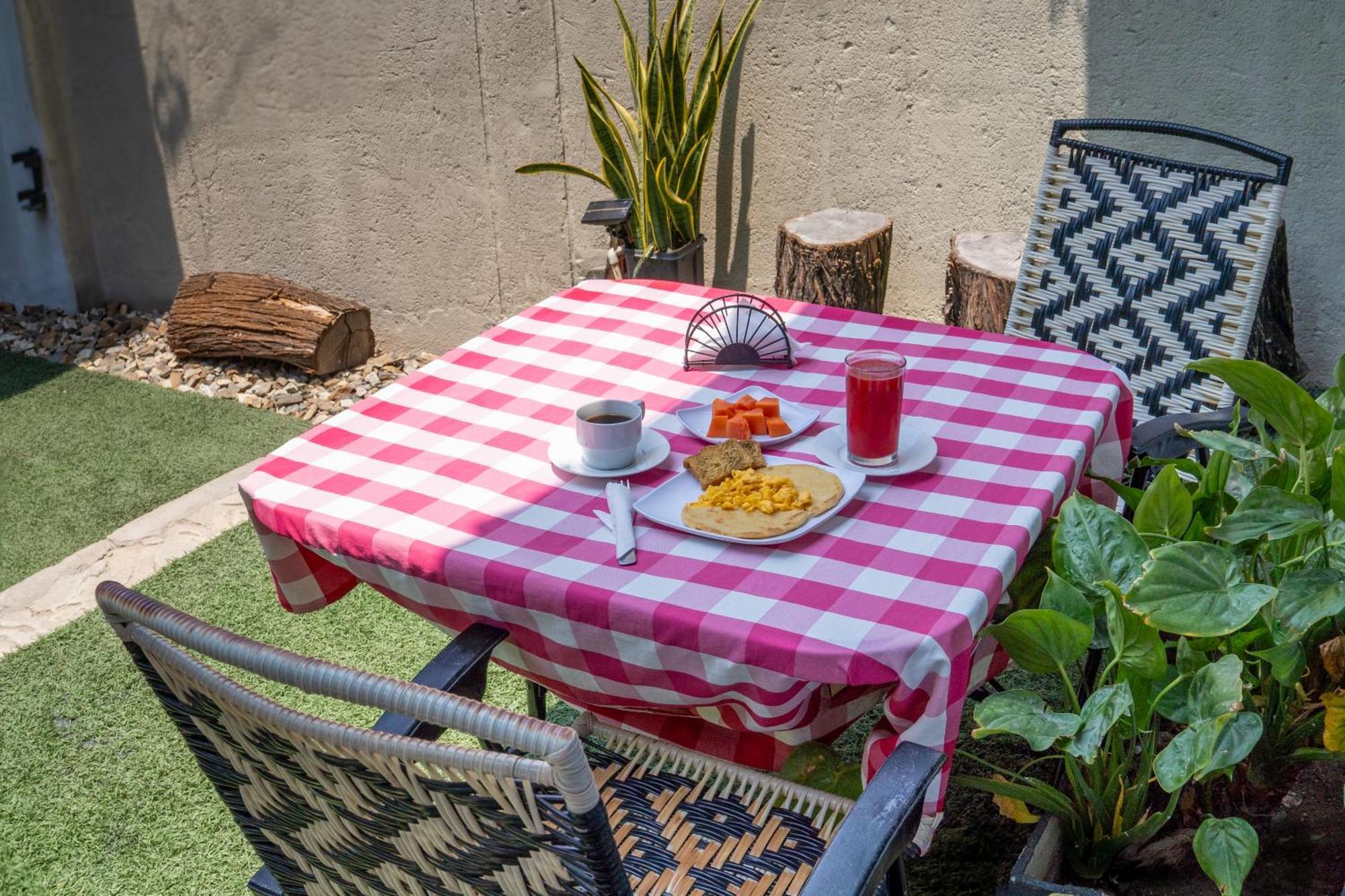 Hotel Family House Rodadero Санта Марта Екстериор снимка