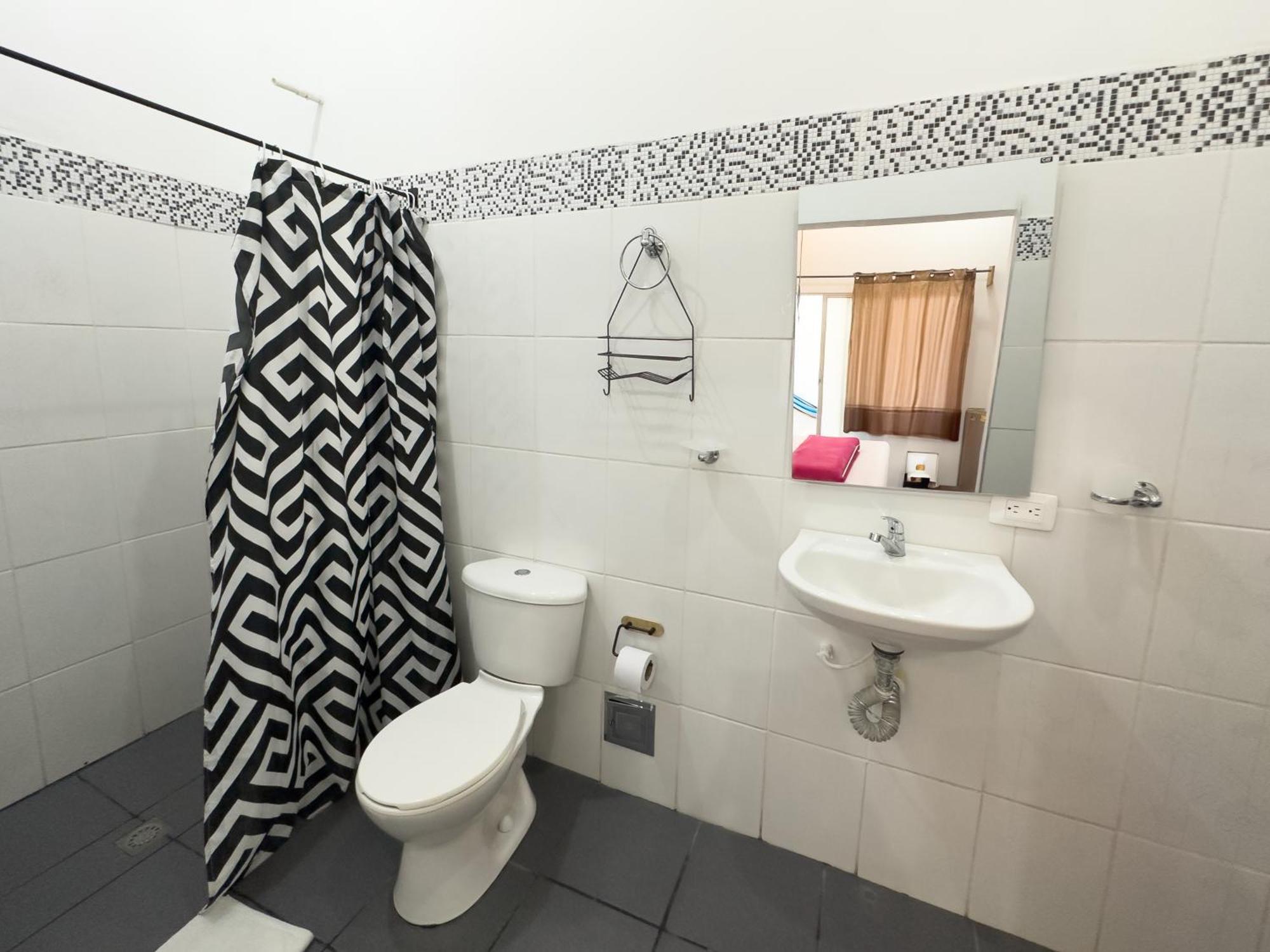 Hotel Family House Rodadero Санта Марта Екстериор снимка
